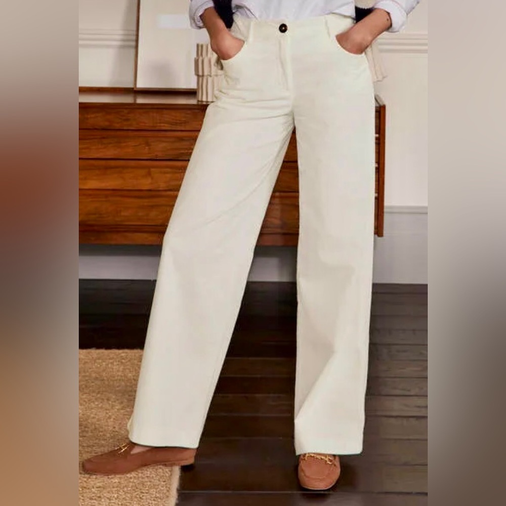 Boden White Corduroy Pants. Size 10.